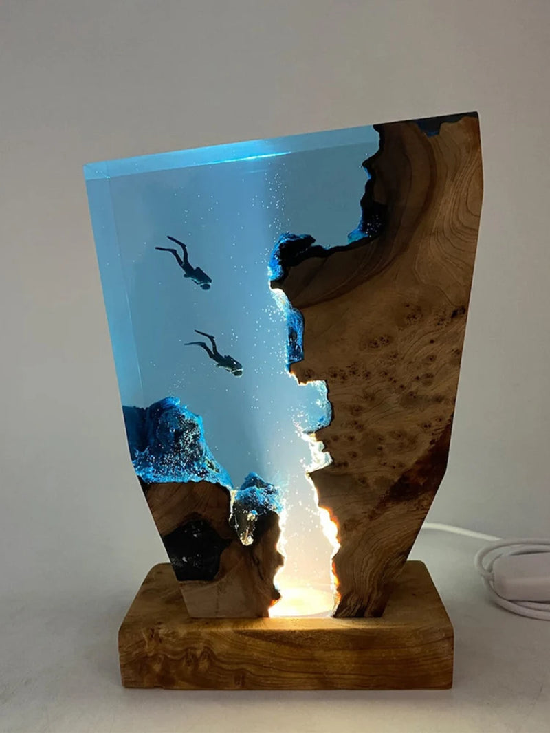 Seabed World Organism Resin Table Light Creactive Art Decoration Lamp Diving Cave Explorationtheme Night Light USB Charge