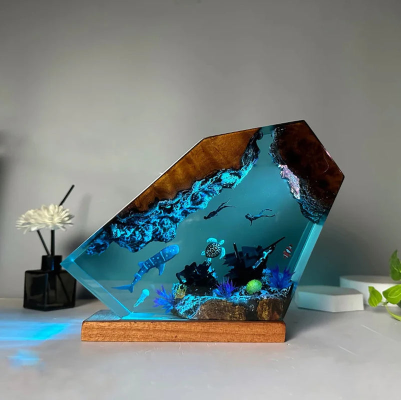 Seabed World Organism Resin Table Light Creactive Art Decoration Lamp Shark Sunken Ship Theme Night Light USB Charge